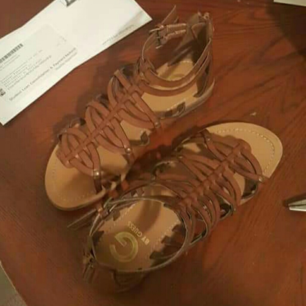 Sandals - Picture 2 of 3